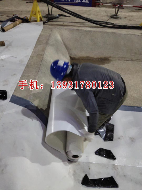 自粘膠膜防水卷材施工